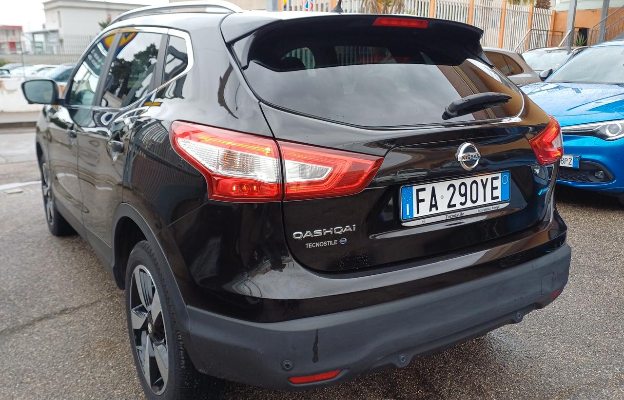 Nissan Qashqai 1.5 dCi N-Connecta