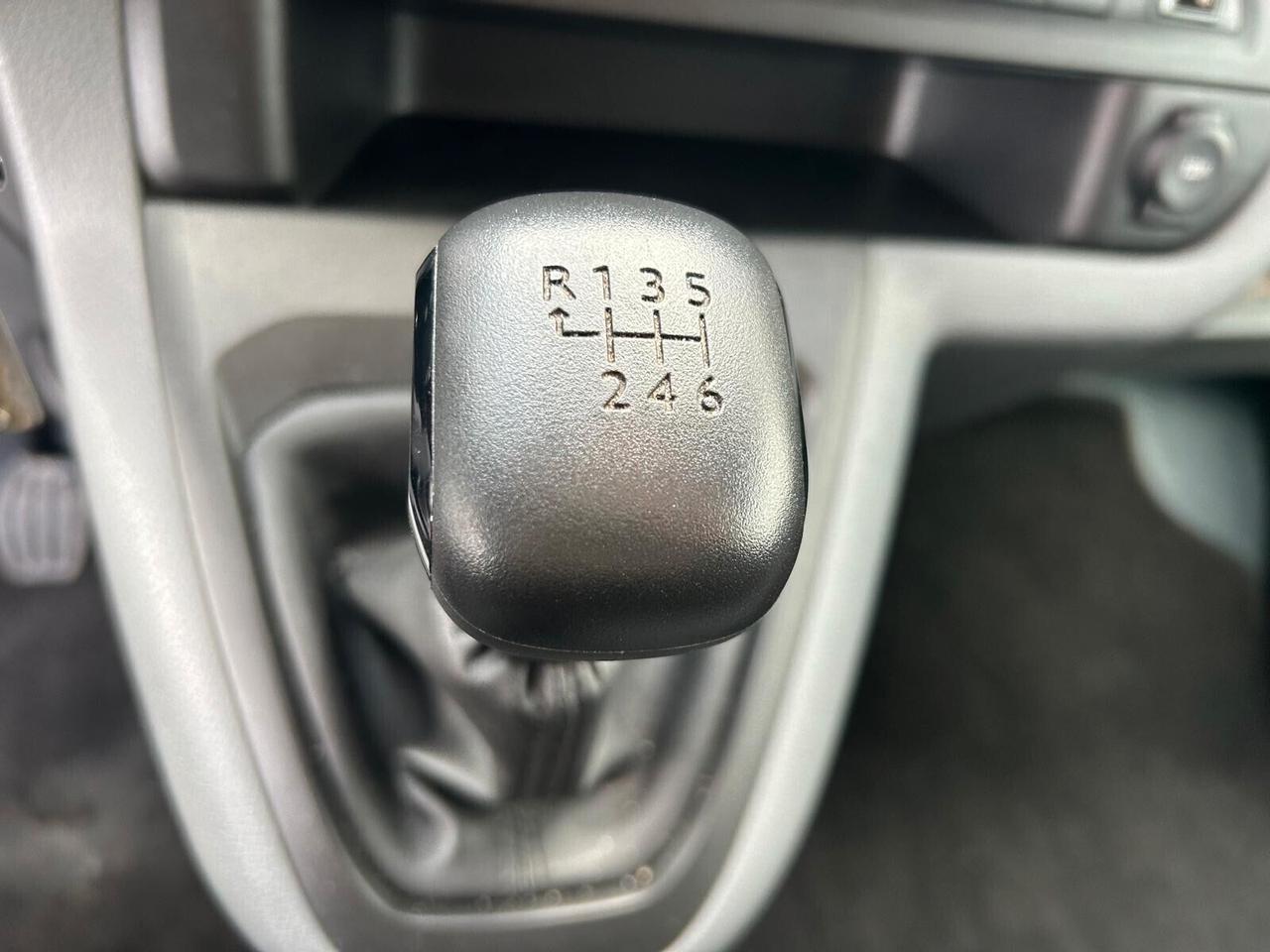 Opel Vivaro 2.0 Diesel 145 CV PL-SL-TN 9 posti SPOTICAR