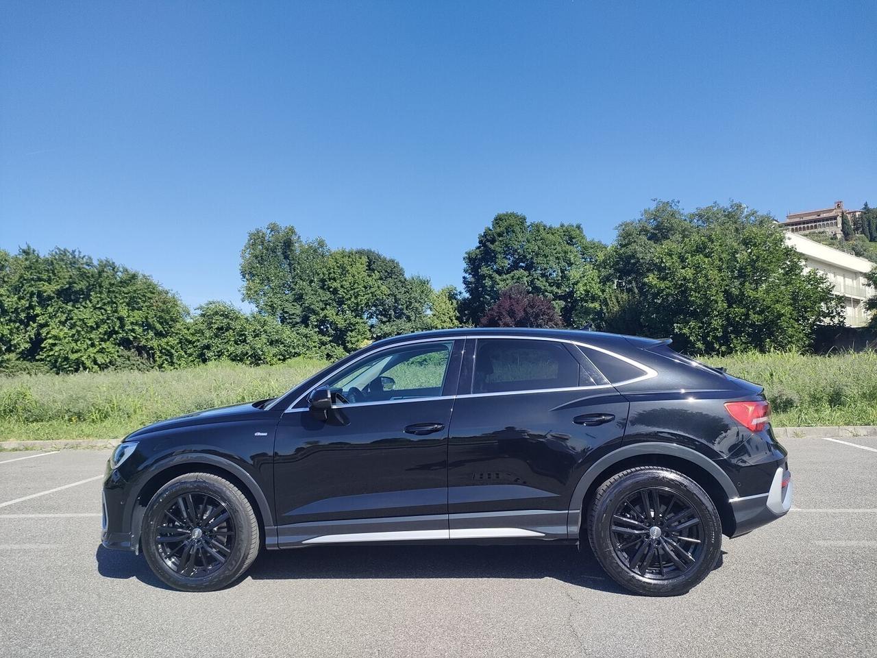 AUDI Q3 Sportback 35 1.5 tfsi mhev S line Edition