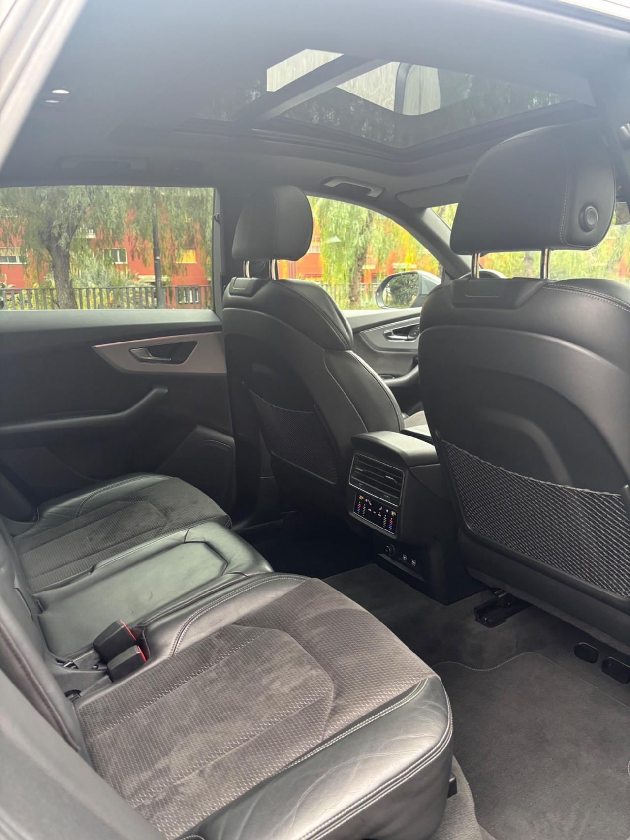 Audi Q8 50 TDI 286 CV SLINE FULL OPTIONAL