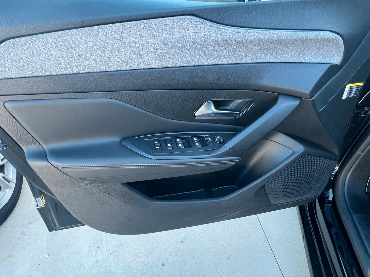 Peugeot 308 Plug-in Hybrid 180 e-EAT8 SW Allure Pack