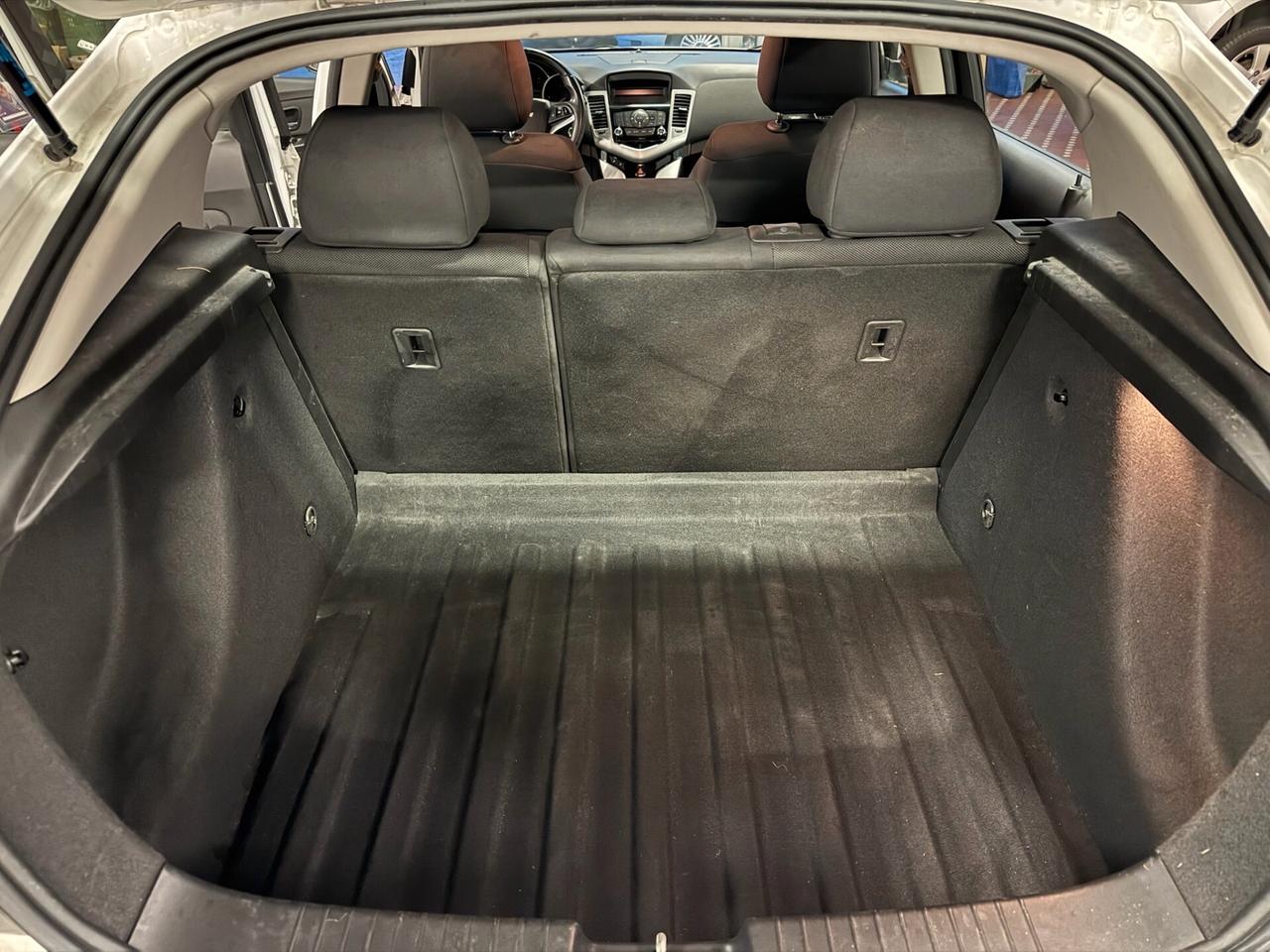 Chevrolet Cruze 1.6 5 porte LT - UNICO PROPRIETARIO