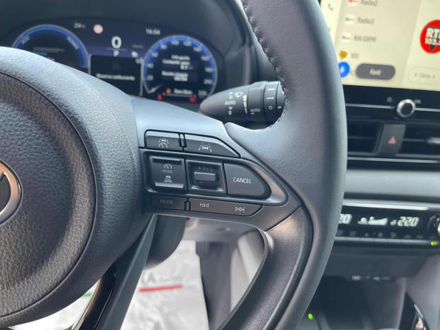 TOYOTA Yaris 1.5 130 Hybrid 5 porte Lounge - NUOVA