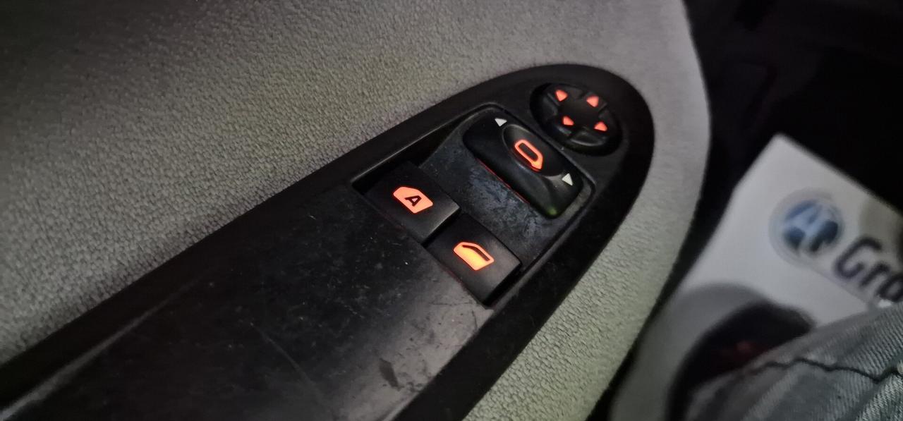 Citroen DS3 1.4 Vti Chic 95 cv 2010