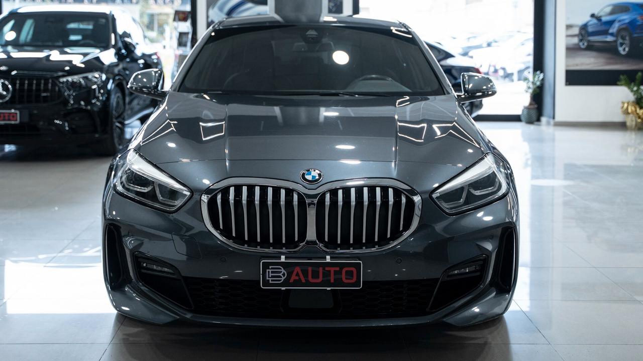 Bmw 118 118d 5p. Msport