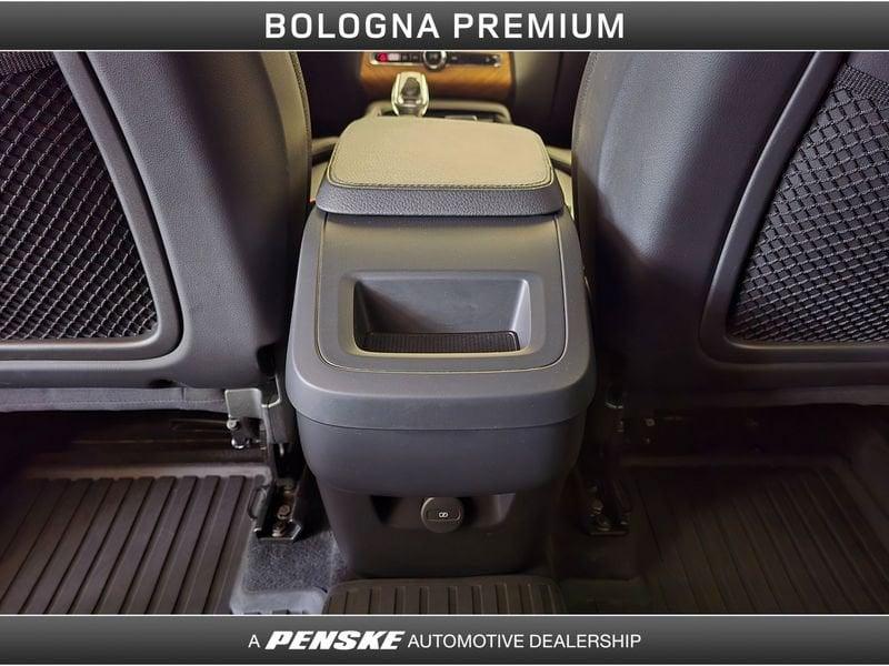 Volvo XC90 B5 (d) AWD Geartronic 7 posti Inscription
