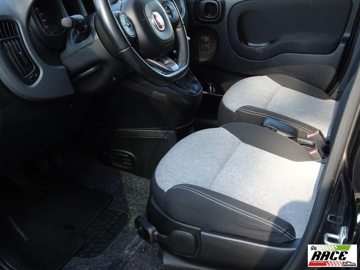 FIAT - Panda - 1.2 Lounge telecamera, vivavoce, radio digitale