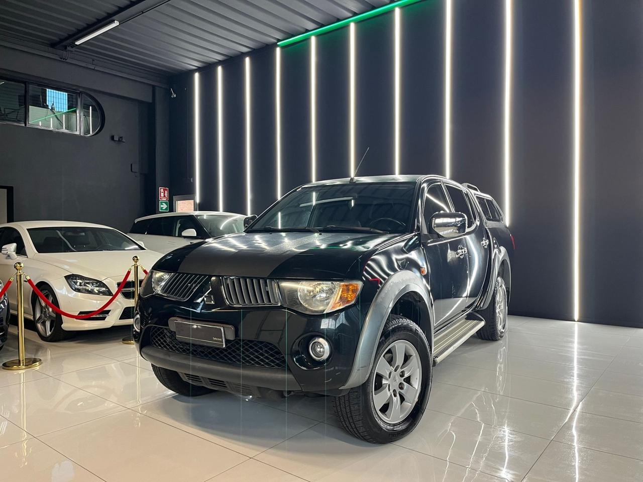 Mitsubishi L200 2.5 DI-D/136CV UNICO PROPRIETARIO Double Cab Intense