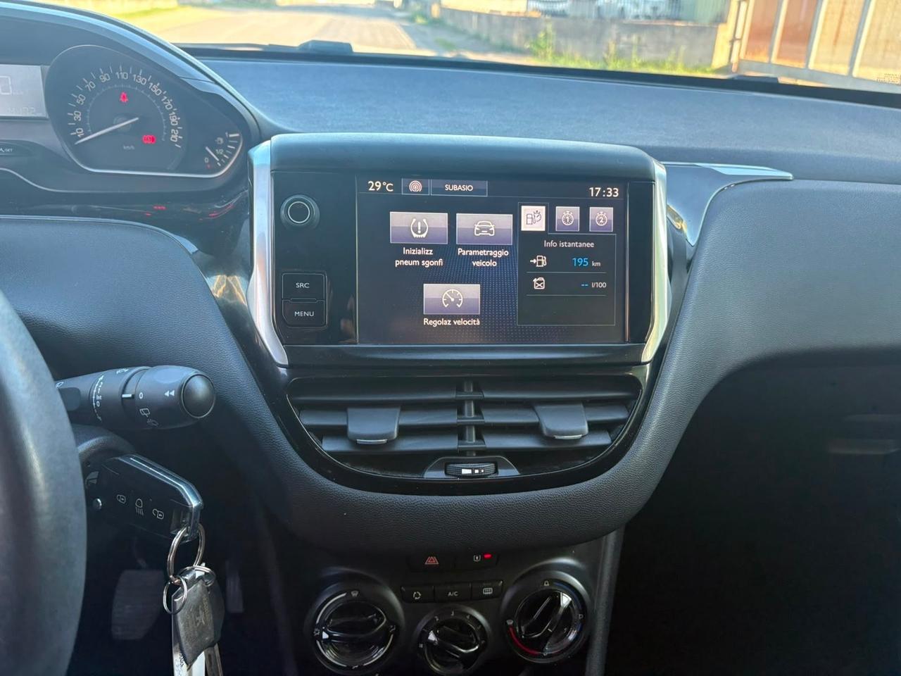 Peugeot 208 PureTech 82 5 porte Active 2017 167.000 KM