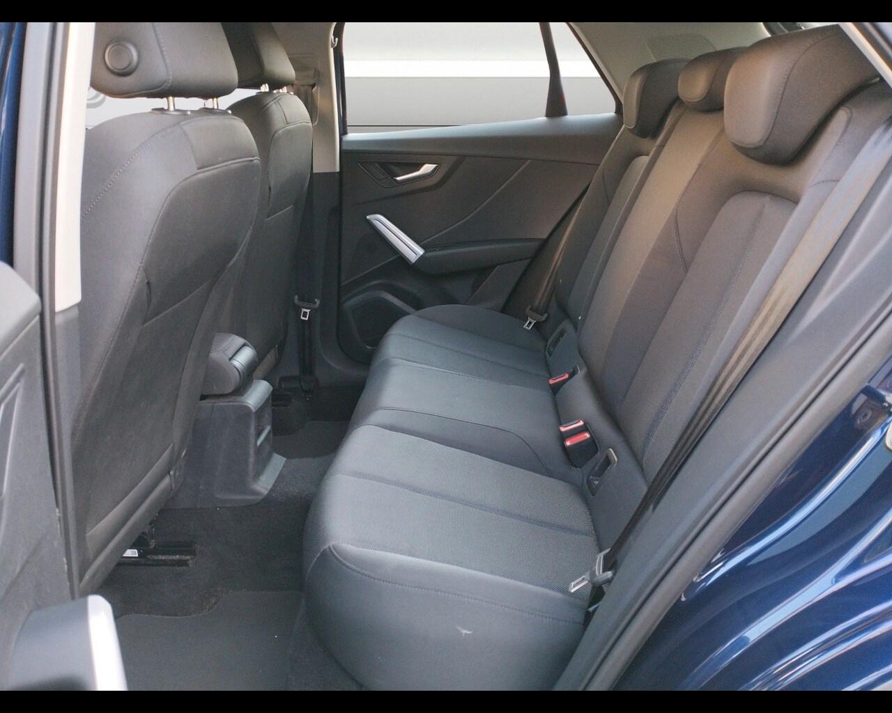 AUDI Q2 Q2 30 TDI S tronic Business