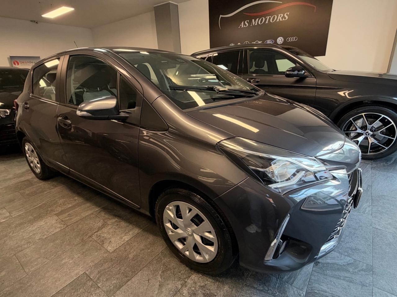 Toyota Yaris 1.0 72 CV 5 porte Lounge