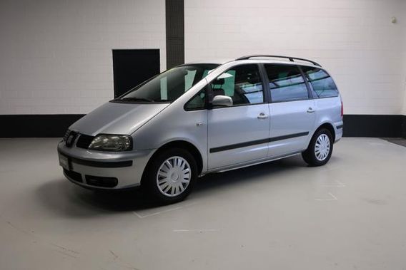 SEAT Alhambra 1.9 TDI/115CV Stylance