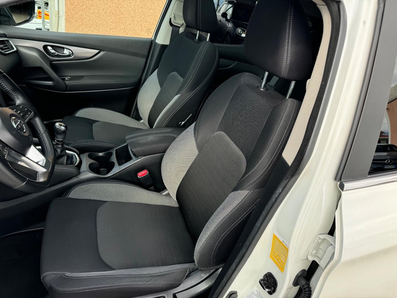Nissan Qashqai 1.5 dCi N-Connecta