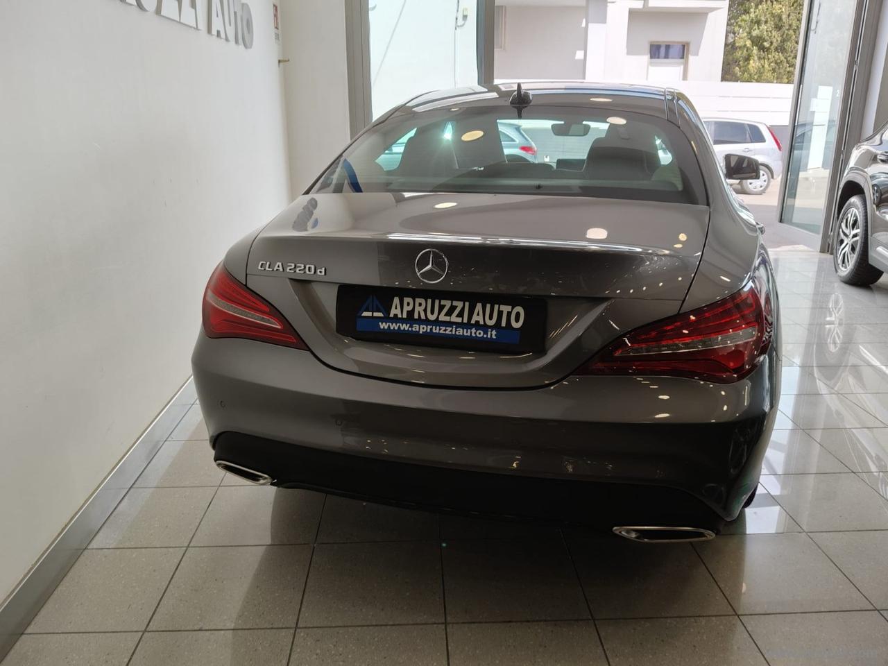 MERCEDES-BENZ CLA 220 d Automatic Sport