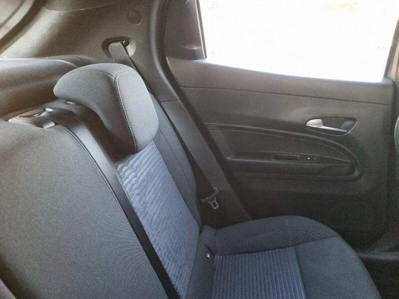 Alfa Romeo Junior 1.2 136 CV Hybrid eDCT6