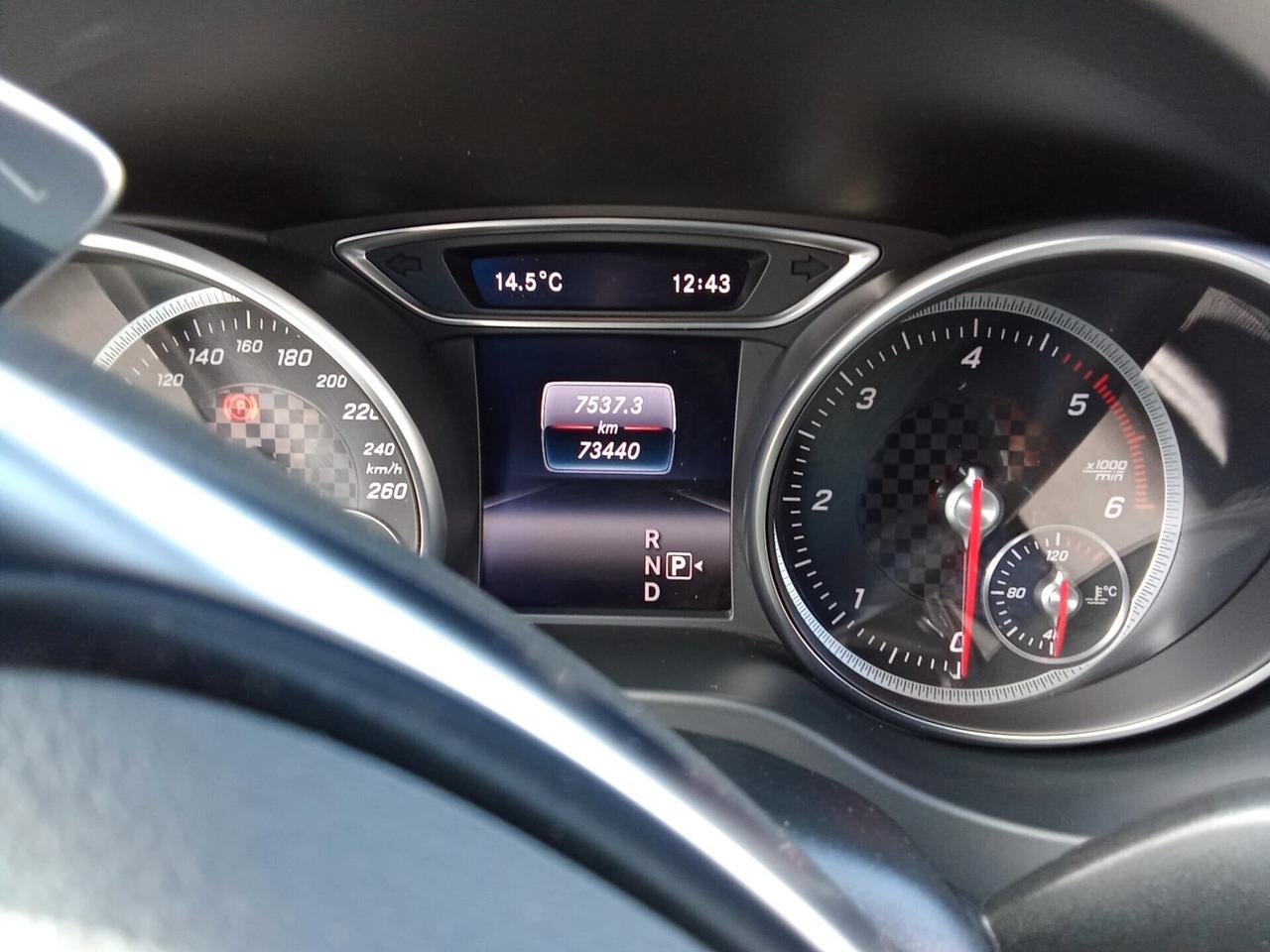 Mercedes-benz A 180 A 180 d AMG Automatic Premium