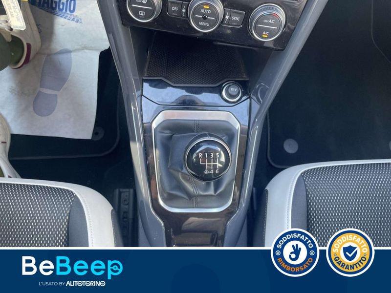 Volkswagen T-Roc 1.0 TSI ADVANCED