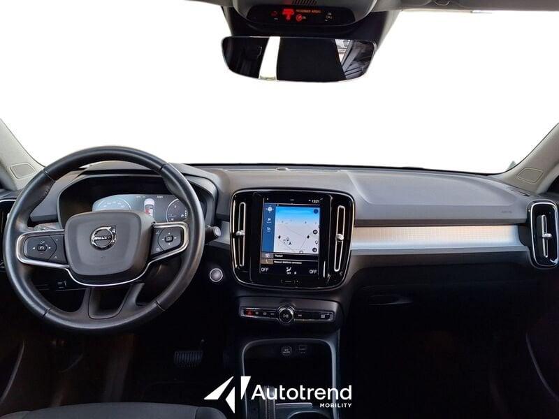 Volvo XC40 D3 150 CV Automatica NAVI LED Momentum Pro