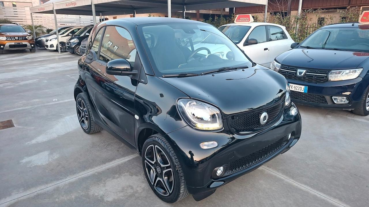 Smart ForTwo 70 1.0 Benzina 2016