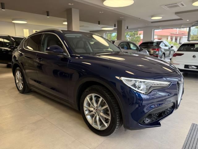Alfa Romeo Stelvio 2.2 t Executive Q4 210cv auto