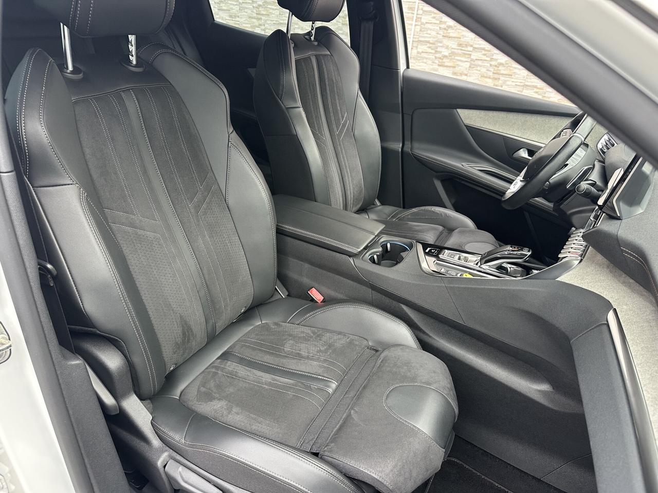Peugeot 3008 BlueHDi 130 EAT8 GT Pack 2021