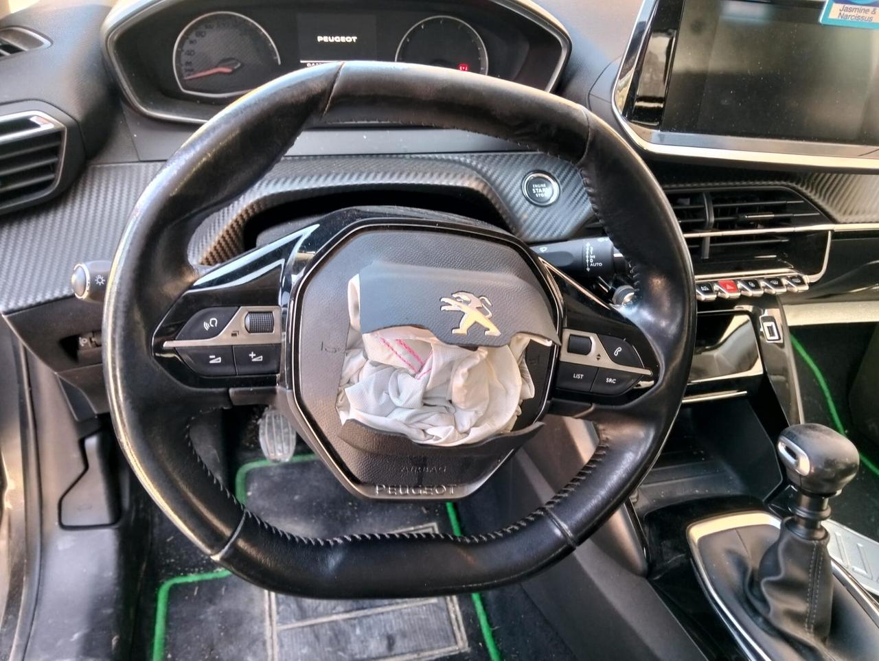 Peugeot 208 1.2 Benzina 100cv 2020 SINISTRATA