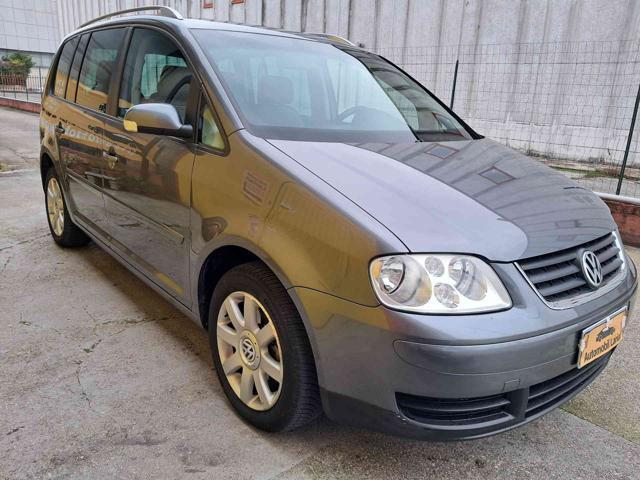 VOLKSWAGEN Touran 1.9 TDI 105CV Highline 7 posti NEOPATENTATI