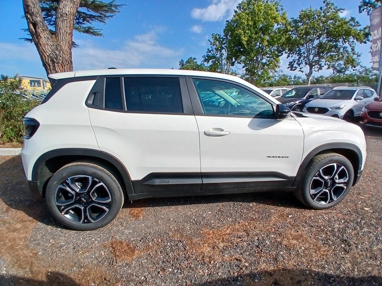 Jeep Avenger 1.2 Turbo 100 CV MHEV Altitude