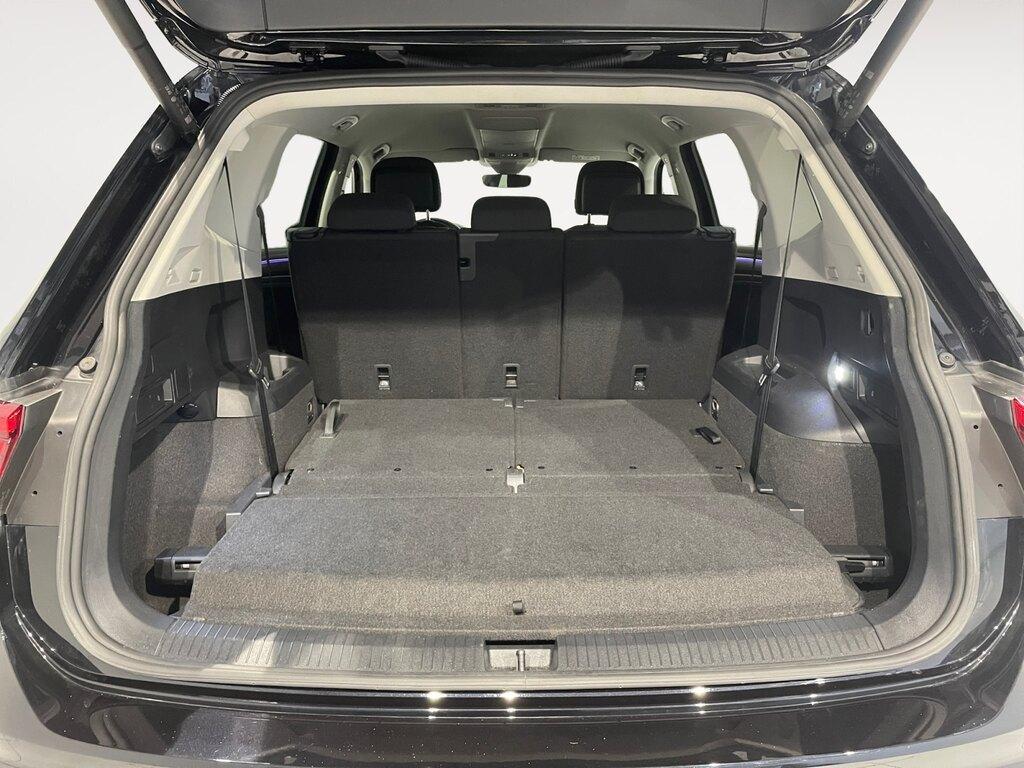 Volkswagen Tiguan II 2021 Allspace 2.0 TDI 150CV DSG Life - 7 POSTI