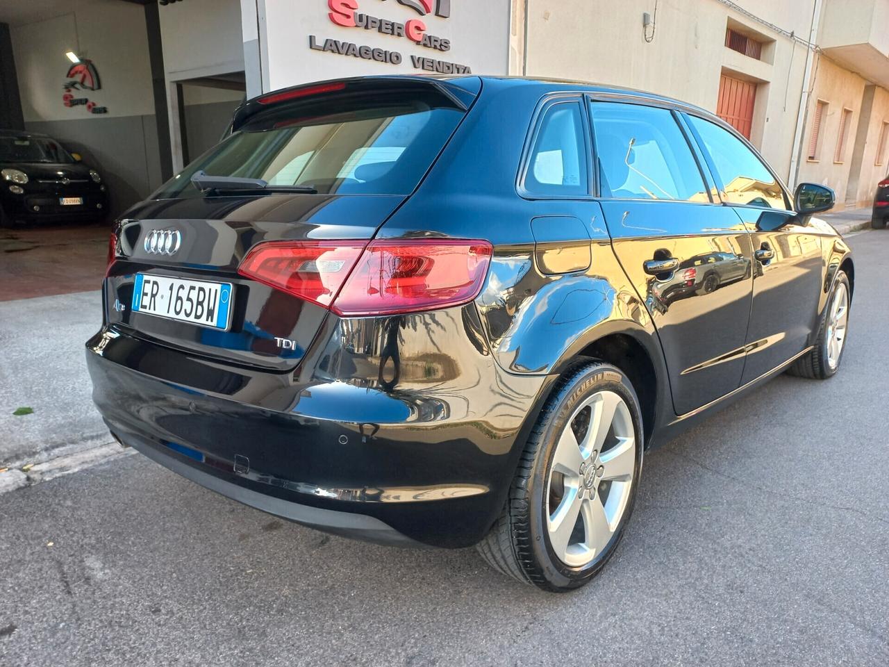 Audi A3 SPB 1.6 TDI clean diesel Attraction