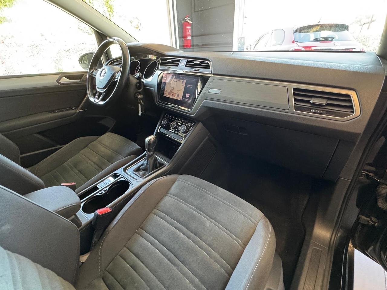 Volkswagen Tiguan 2.0 TDI SCR DSG Business BlueMotion Technology