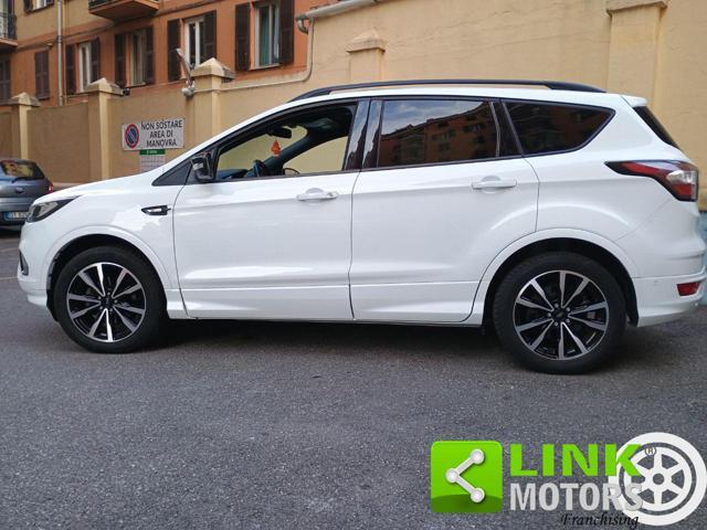 FORD Kuga 1.5 EcoBoost 120 CV S&S 2WD ST-Line