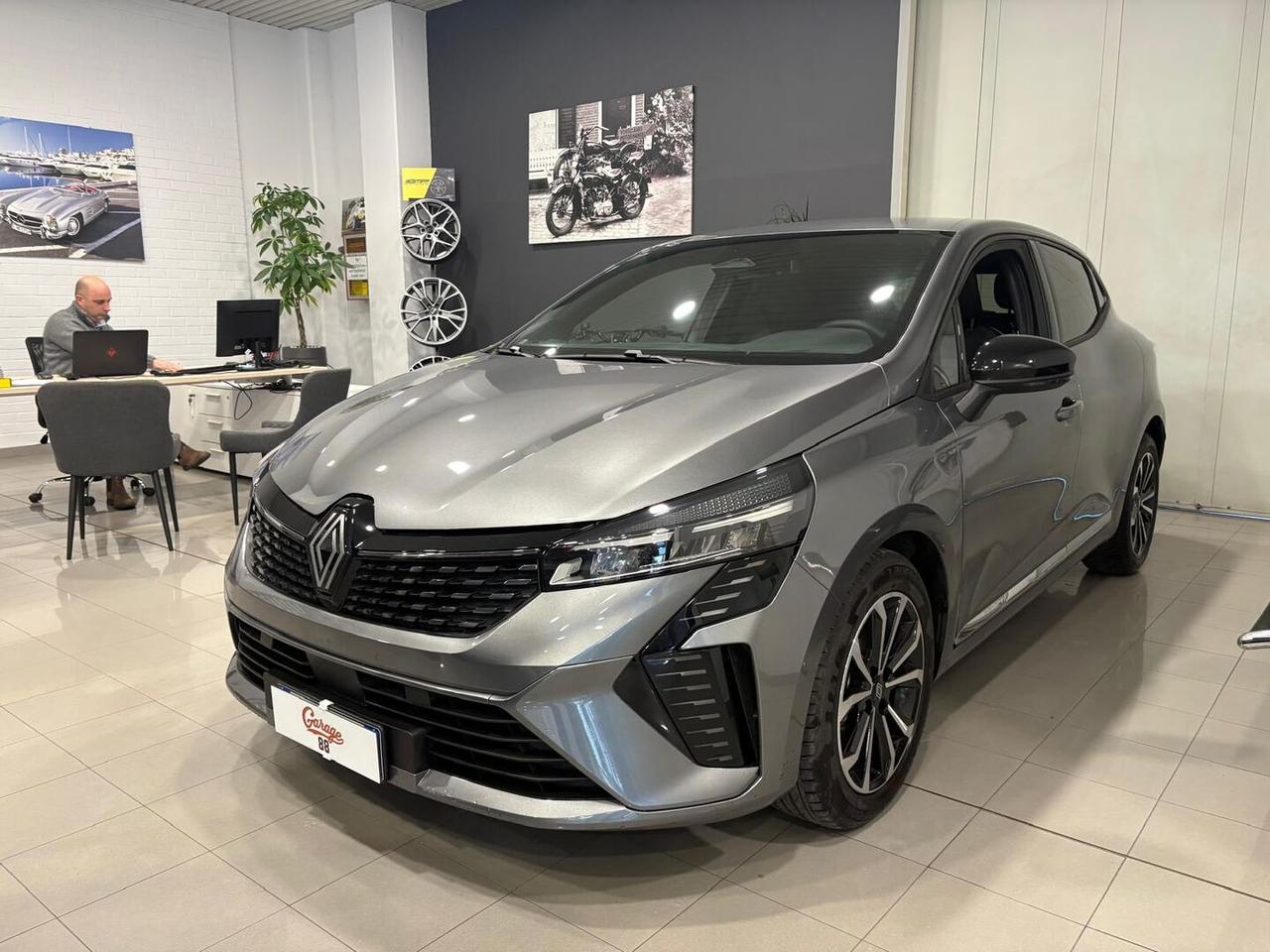 Renault Clio 1.0 tce Techno 90cv