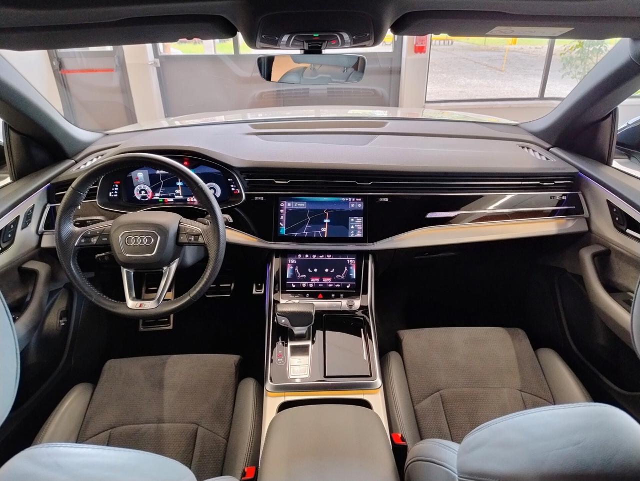 AUDI Q8 50TDI quattro tiptronic SLINE 360 TETTO TOUR AMBIENT