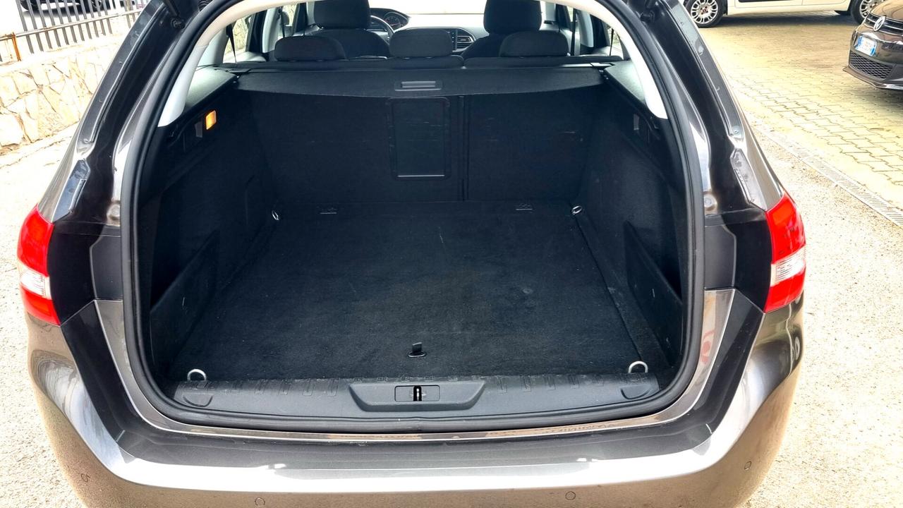 Peugeot 308 BlueHDi 100 S&S SW Active