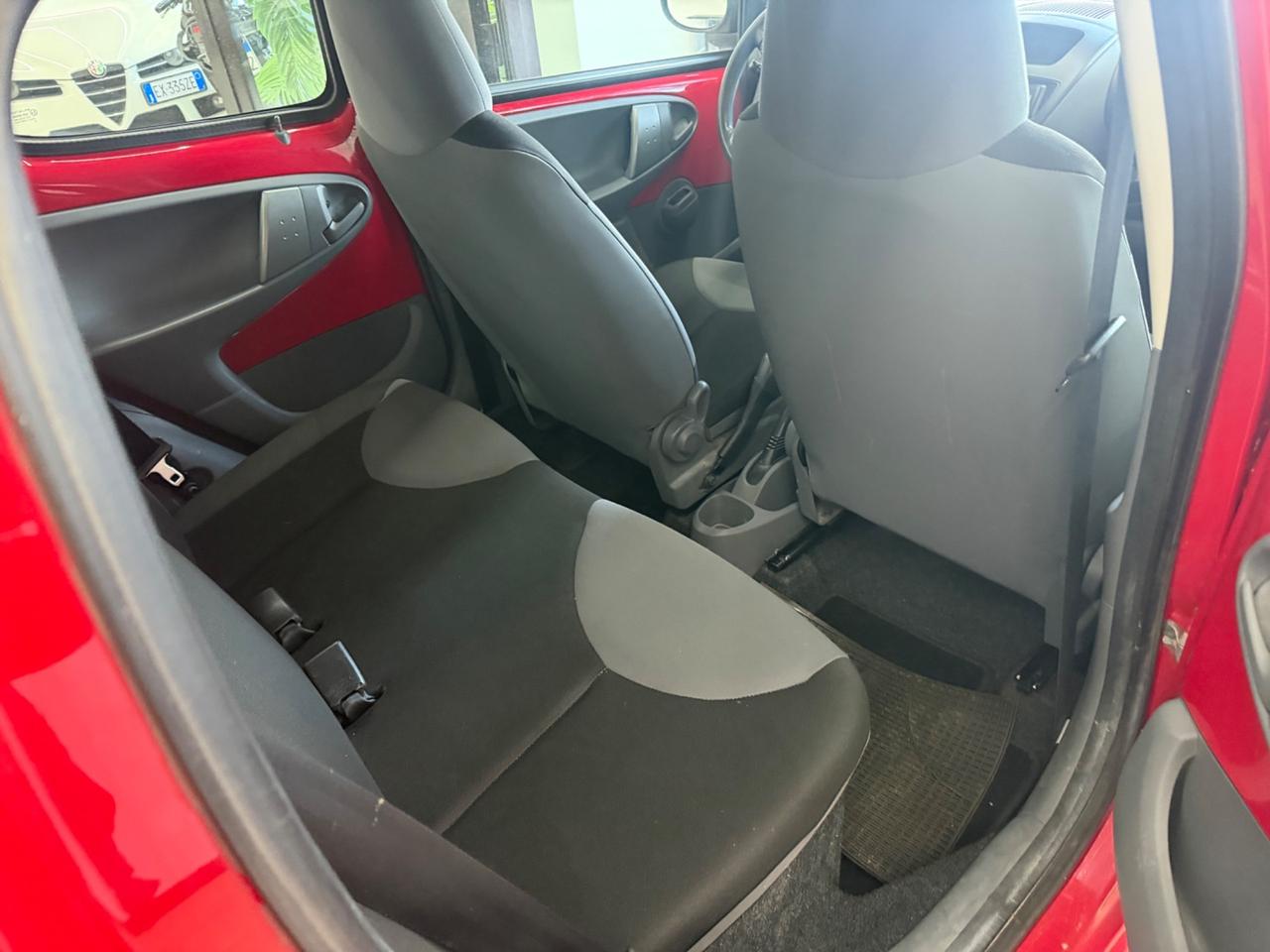 Peugeot 107 1.0 68CV 5p. Desir