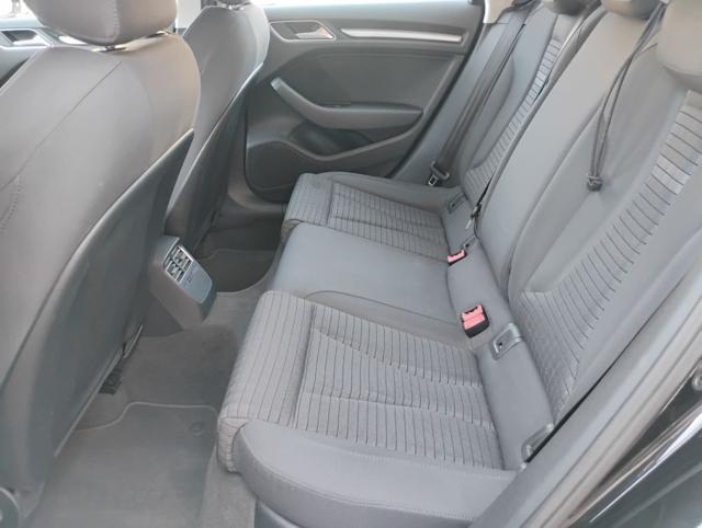 AUDI A3 Sedan 1.6 TDI clean diesel Ambition