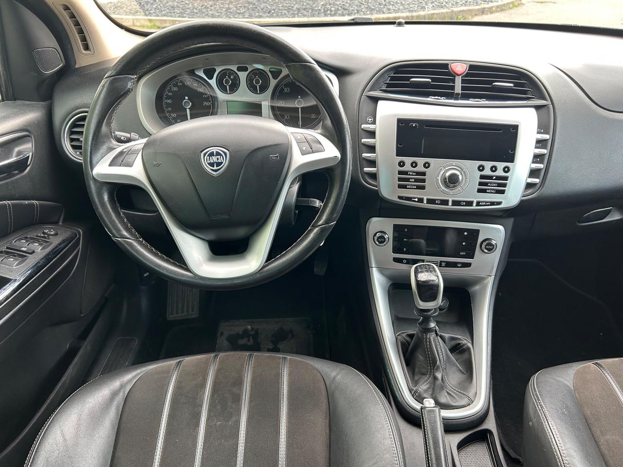 Lancia Delta 2.0 MJT DPF Executive