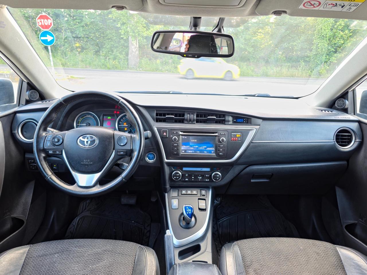 Toyota Auris Touring Sports 1.8 Hybrid Active 2015-E6 Automatico NEO