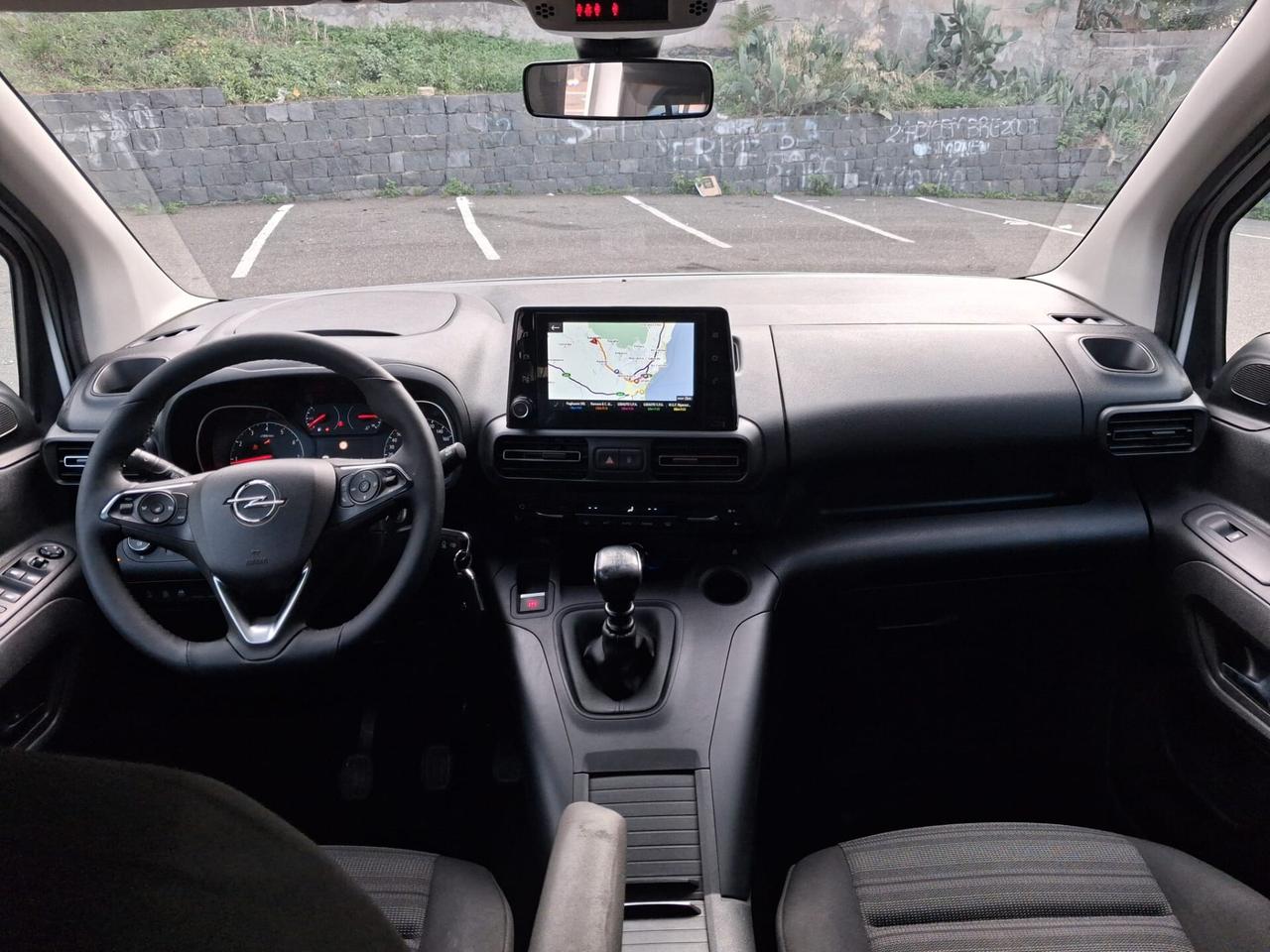 Opel Combo Life Pianale ribassato con rampa disabili in carrozzina