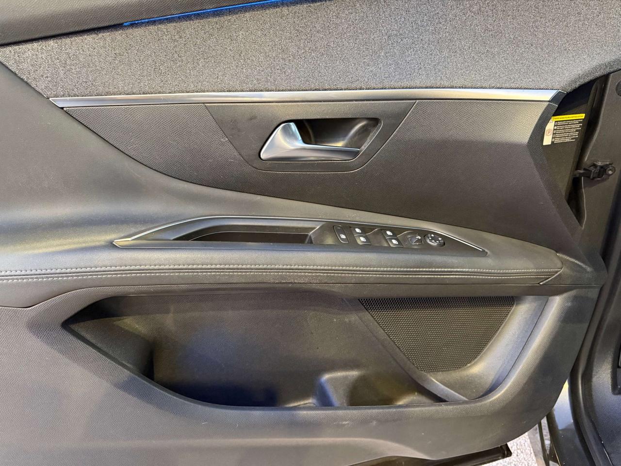 Peugeot 3008 3008 Turbo 130cv S&S EAT8 Allure CINGHIA FATTA