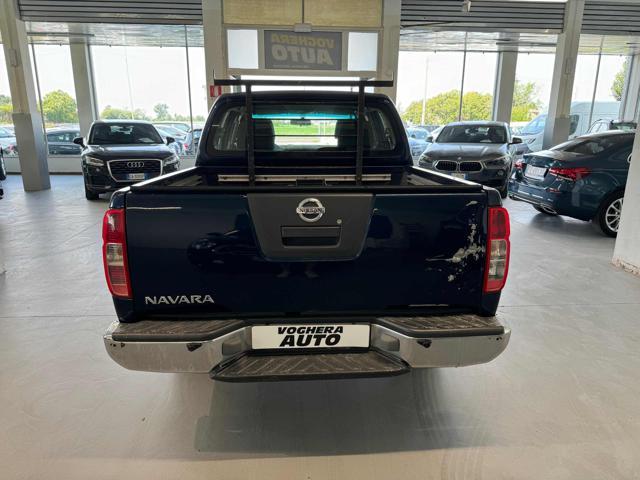 NISSAN Navara 2.5 dCi 4 porte Double Cab LE