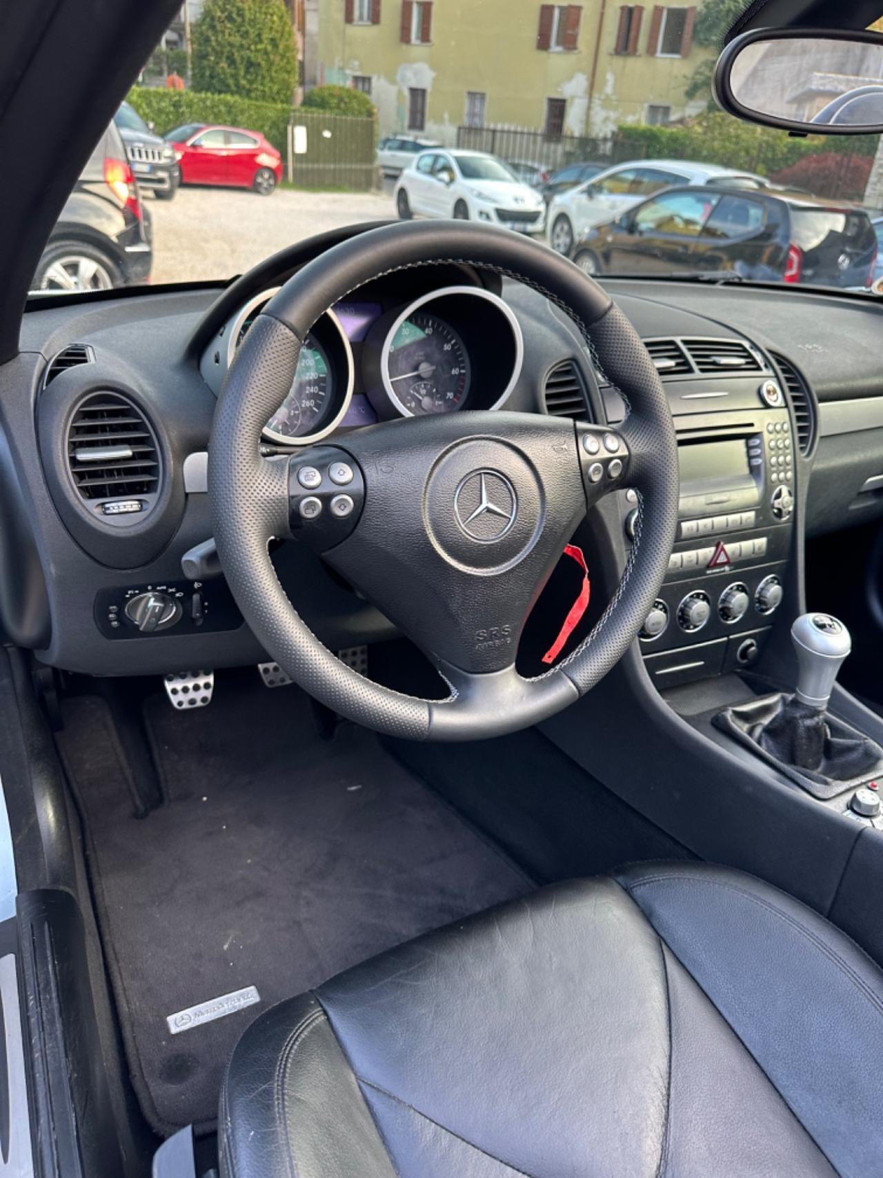Mercedes-benz SLK 200 KOMPRESSOR UNICOPR KMCERT