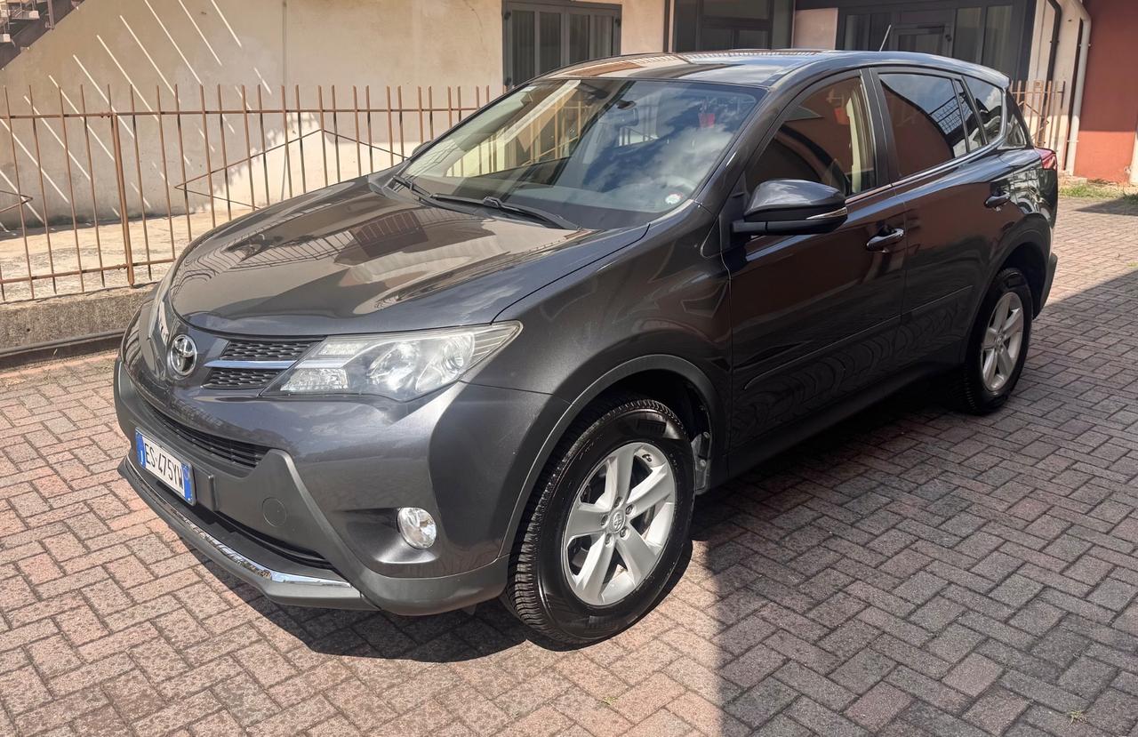 Toyota RAV 4 2.0 D4D Ok Neopatentati