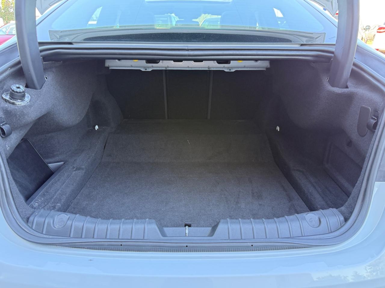 Jaguar XF 3.0 D V6 300 CV aut. R-Sport