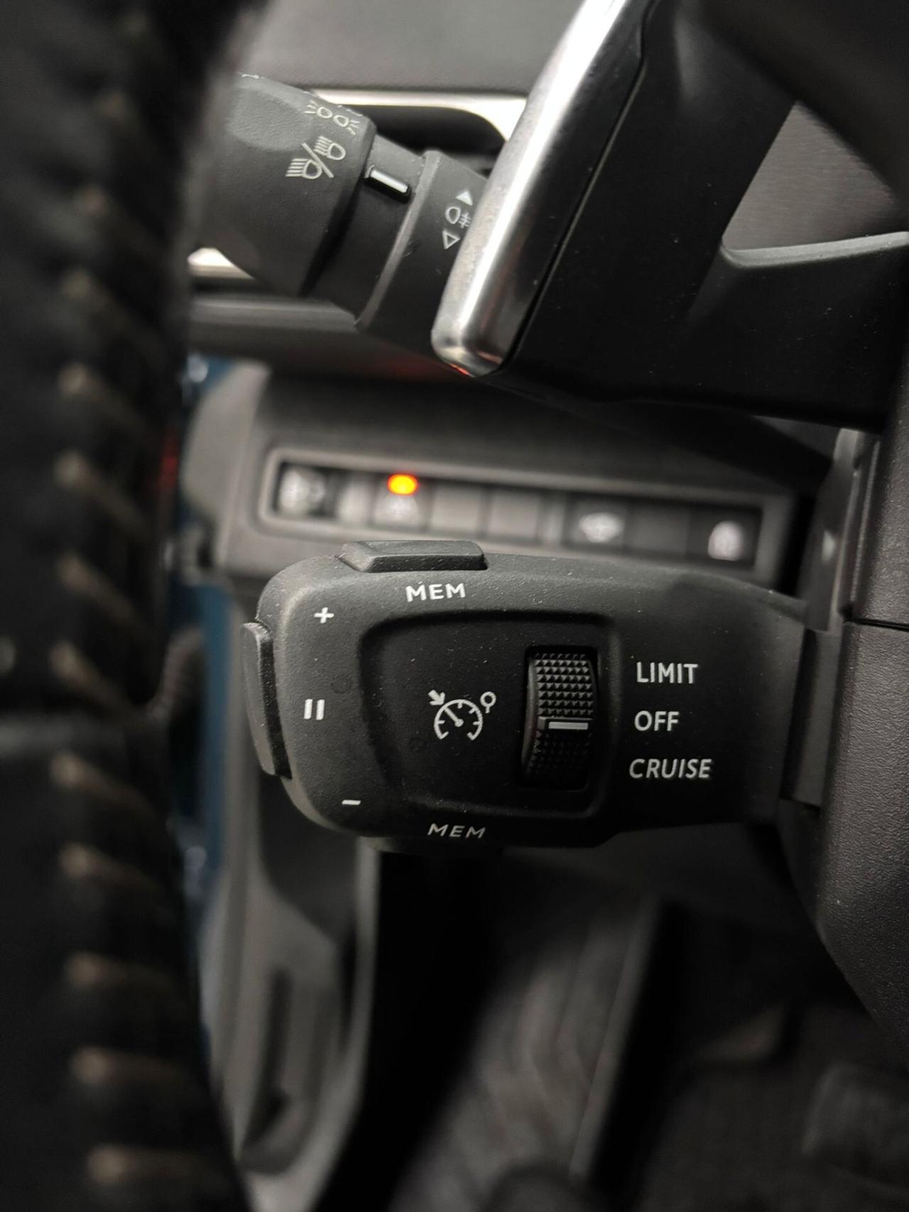 Peugeot 3008 1.5 BlueHDi 130 S&S EAT8 Active Business