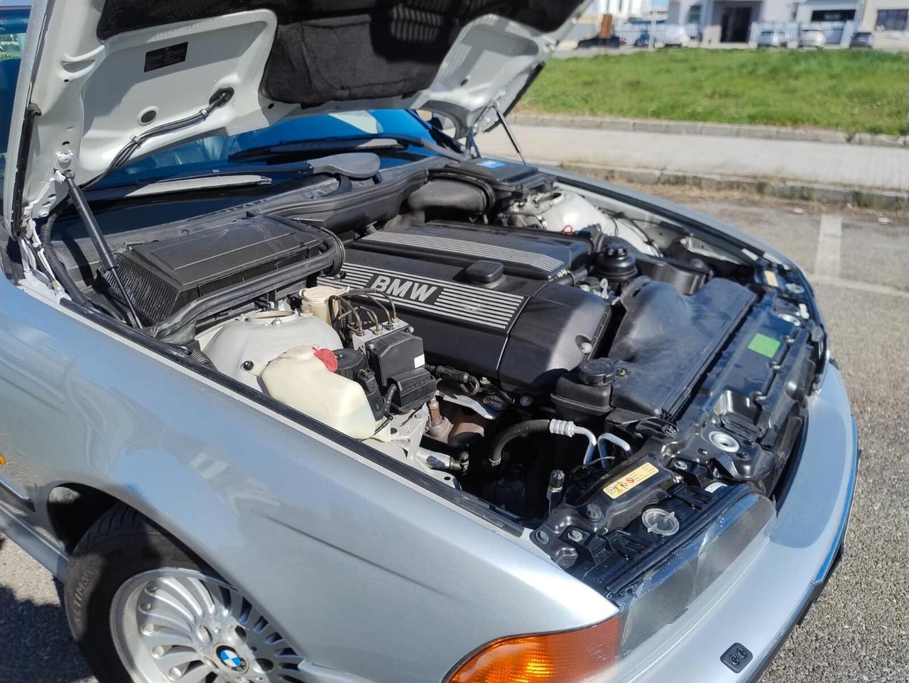 Bmw 520 520i 24V cat Futura