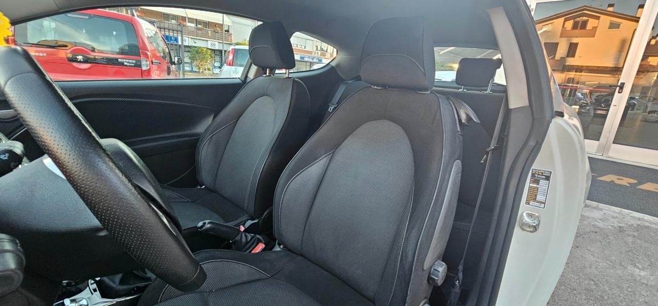 Alfa Romeo MiTo 1.4 T 120 CV GPL Distinctive