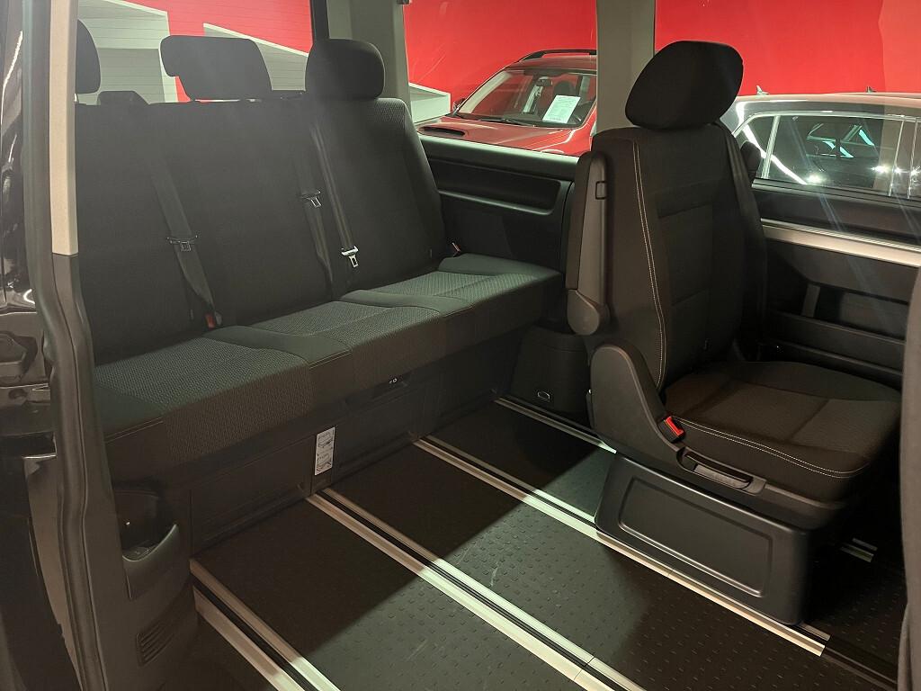 Volkswagen Multivan T6 2.0 TDI 150CV DSG 4x4 letto