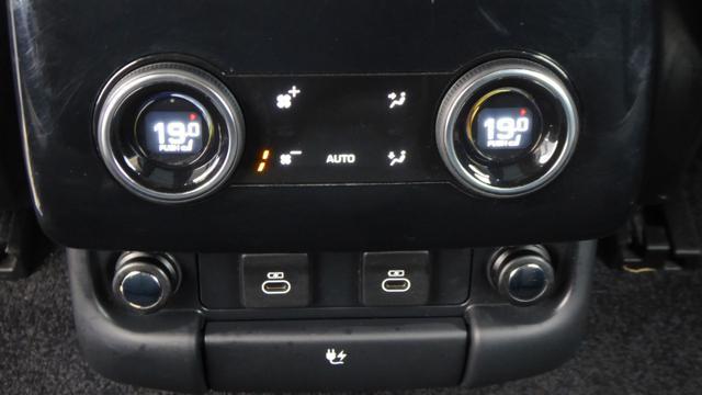 LAND ROVER Range Rover 3.0D l6 Westminster Black